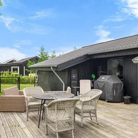 Alvild - 300m From The Sea By Interhome Оттеруп